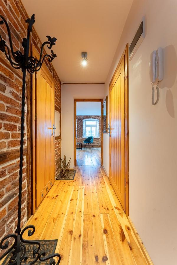 Apartament 1886 - Doba Do 14-00 - W Scislym Centrum Z Widokiem Na Majowke - By Space Apart Apartment Jelenia Gora Exterior photo